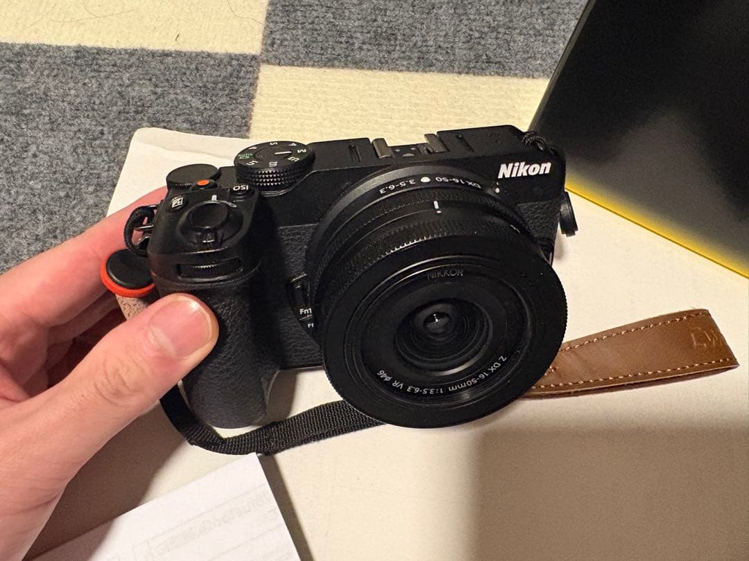 ri  Nikon Z 30 ミラーレスカメラ+dx16-50