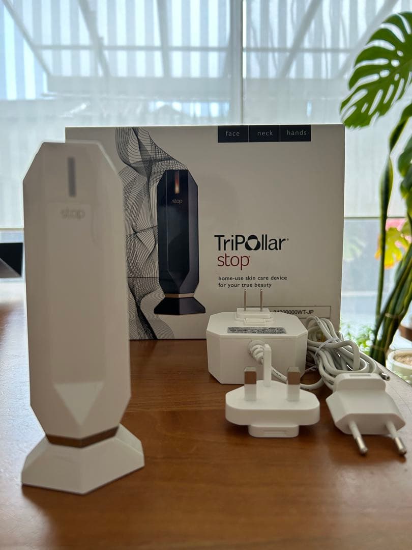TriPollar stop RF美顔器 ホワイト