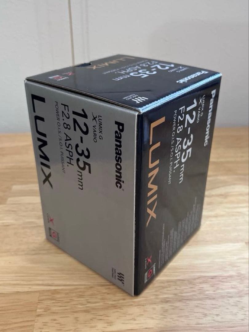 LUMIX G 12-35mm ズームレンズ