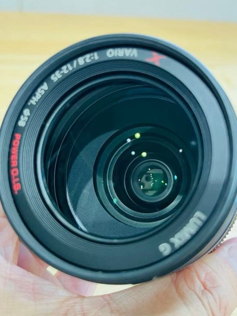 LUMIX G 12-35mm ズームレンズ