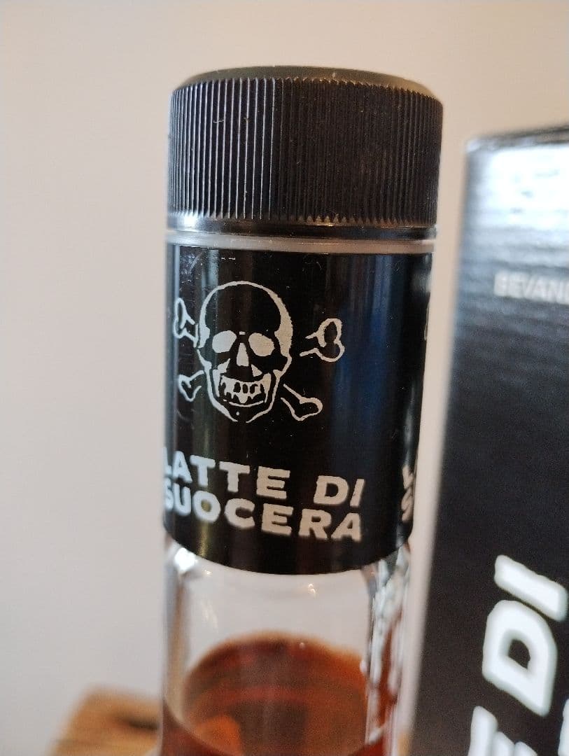 【更にお値下げ、早いもの勝ち】『幻のお酒』ラッテ.ディ.ソッチラ L箱付き