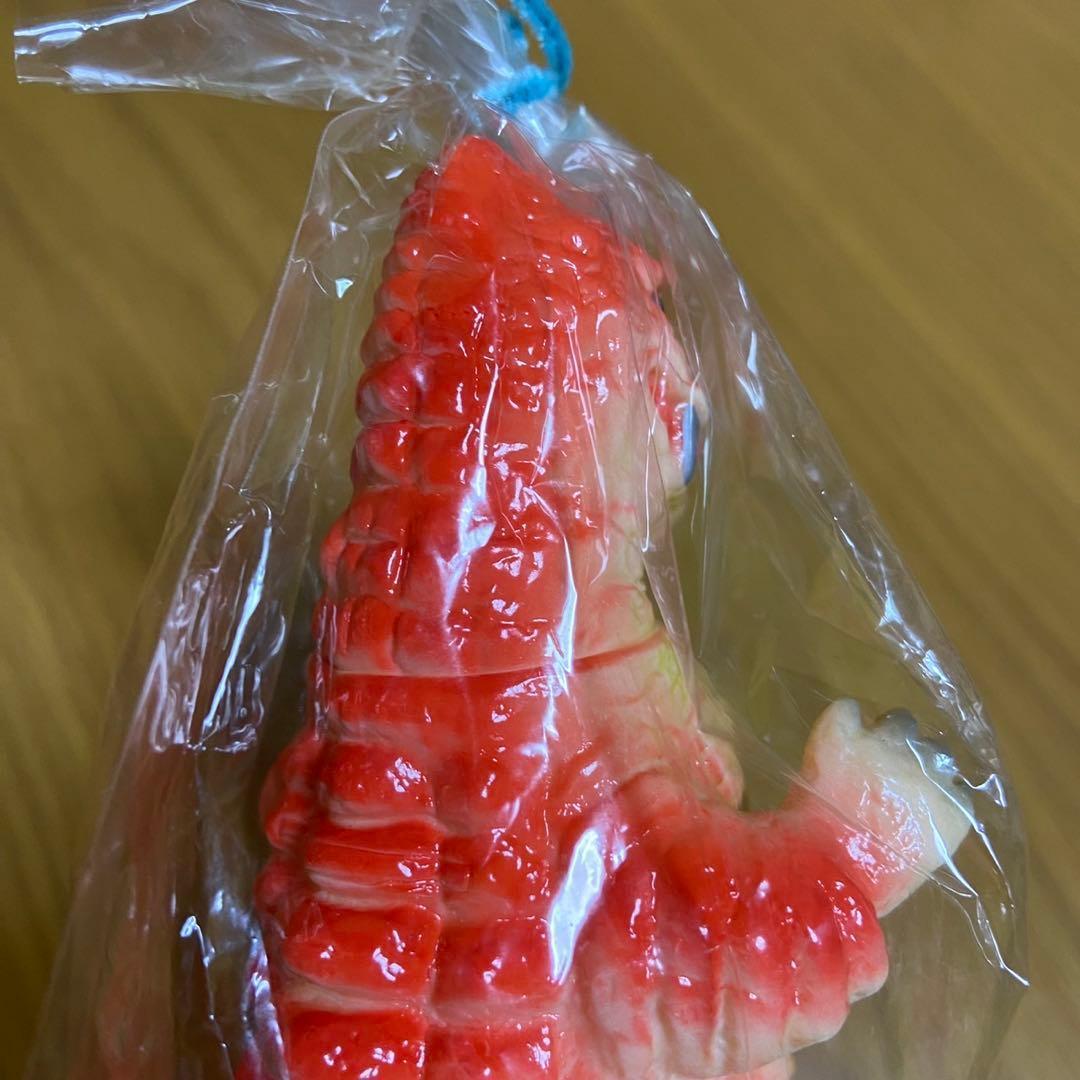 ウルトラマン 怪獣 レッドキング m1号 貯金箱 ソフビ 5420