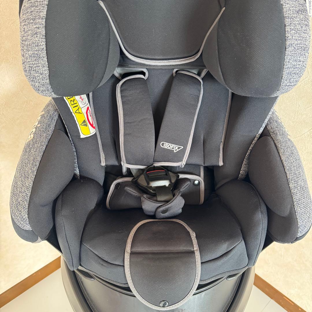 Aprica アップリカ チャイルドシート　フラディアグロウ ISOFIX AC