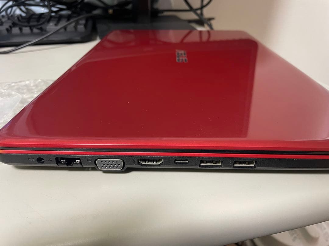 ASUS A542U 第8世代 i5 メモリ8GB SSD256GB ジャンク品