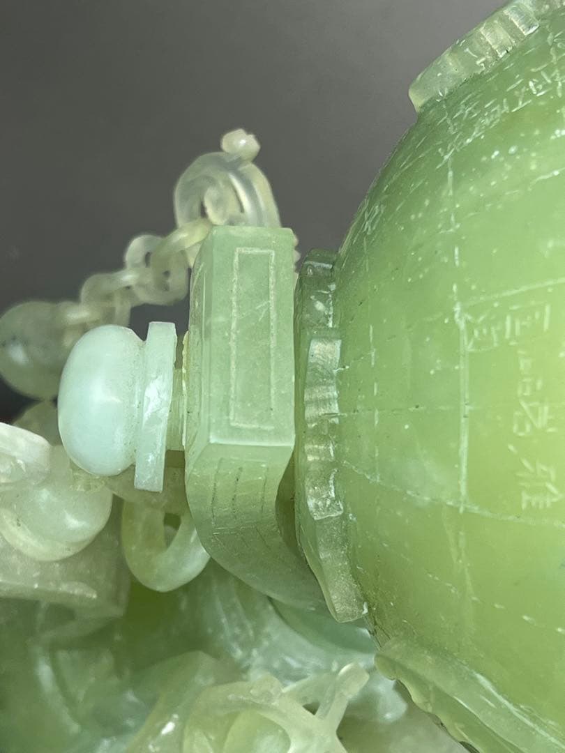 美品　翡翠地球儀　高さ39cm 重さ 5500g 置物　送料込み￼