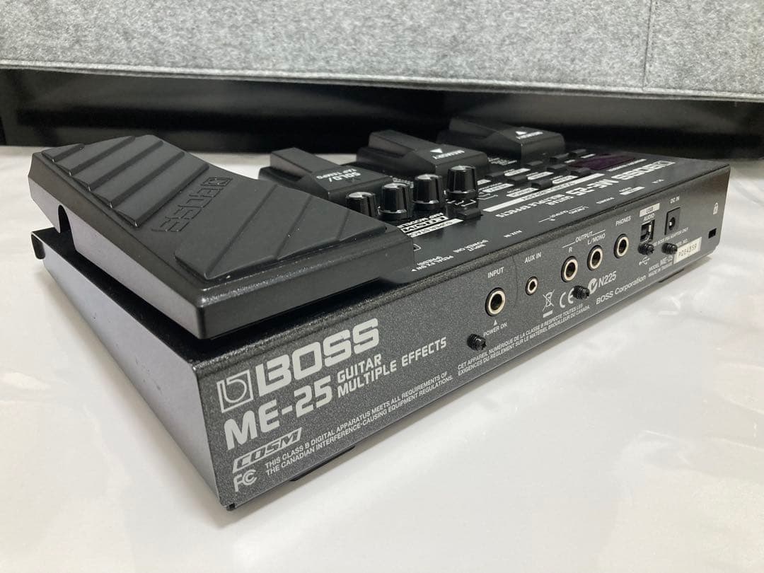 ギター Boss ME-25 Guitar Multiple Effects