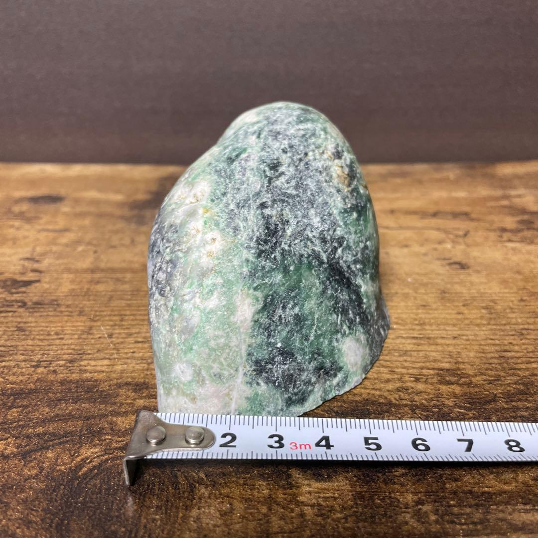 610g 糸魚川 翡翠 緑灰黒