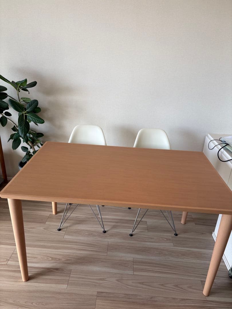 カリモク60+ ダイニングテーブル1300