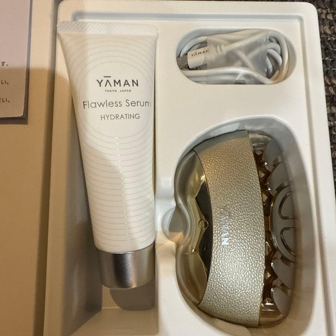 美品　YAMAN リフトロジー美顔器　　YJFD1N