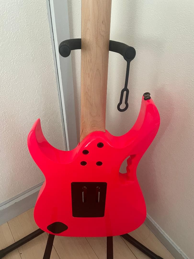 Ibanez(アイバニーズ) JEMJRSP-PK （スティーブヴァイモデル）