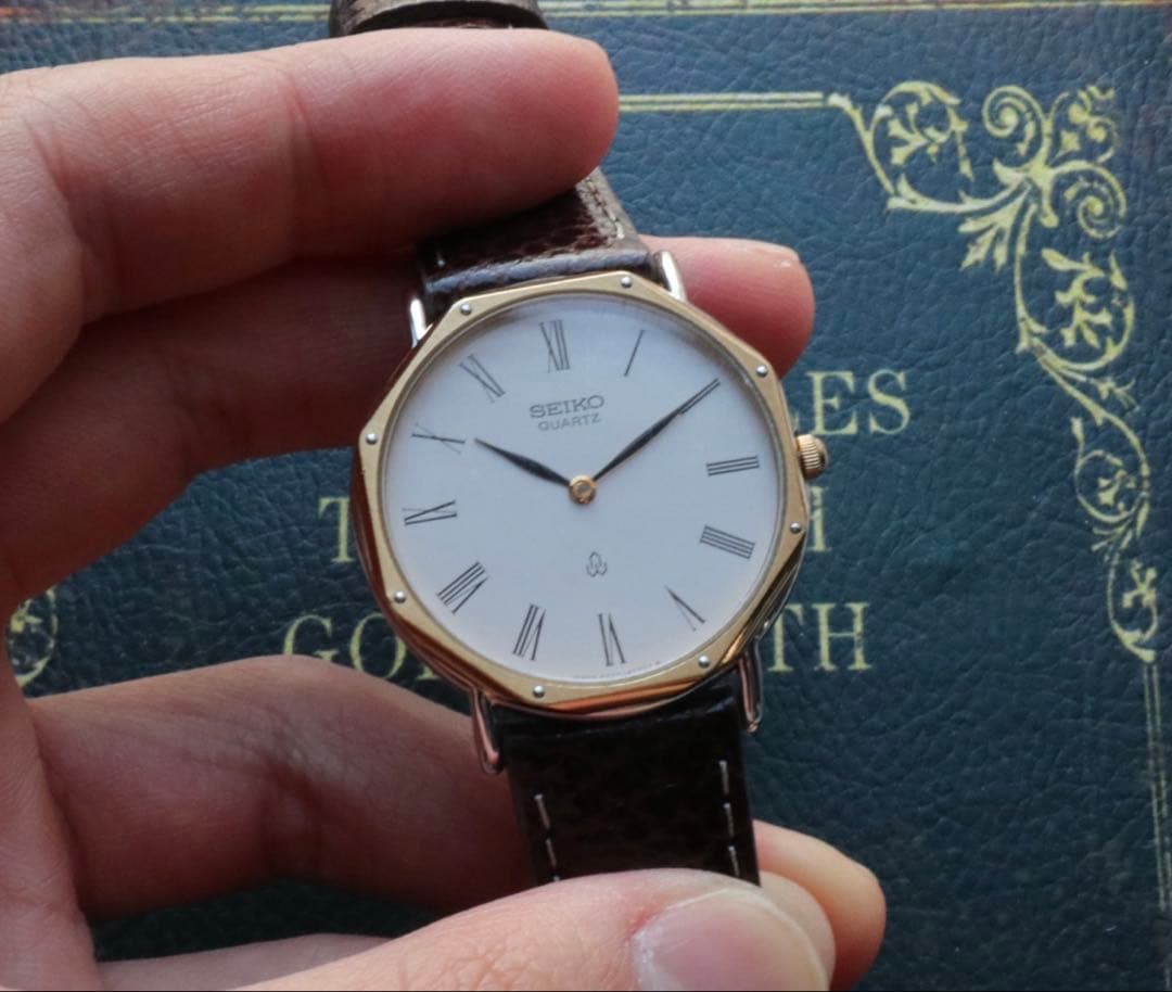 SEIKO tank シャリオ スイスセイコー 6020 オクタゴン 稼働品