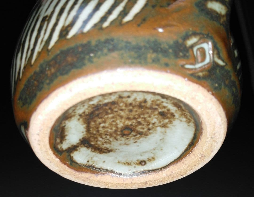 NO573　島岡達三(人間国宝)　象篏赤絵ジャグ　箱あり