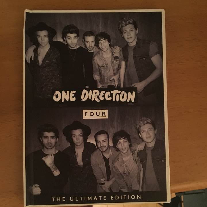 ONE Direction    直筆サイン入りアルバム