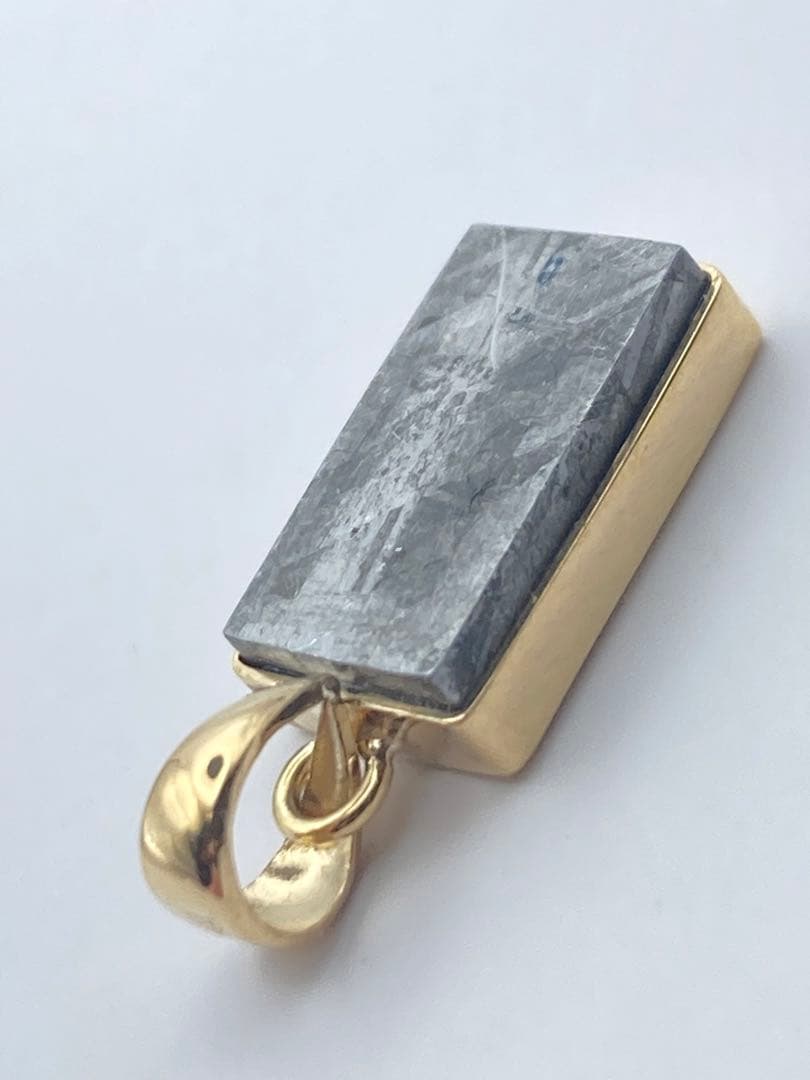 ギベオン隕石K18オリジナルペンダント⑥