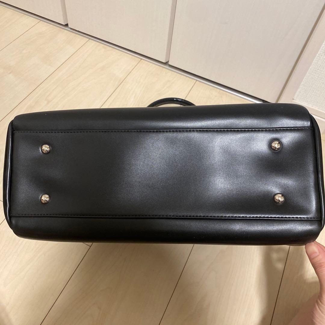 美品　黒のボストンバッグ