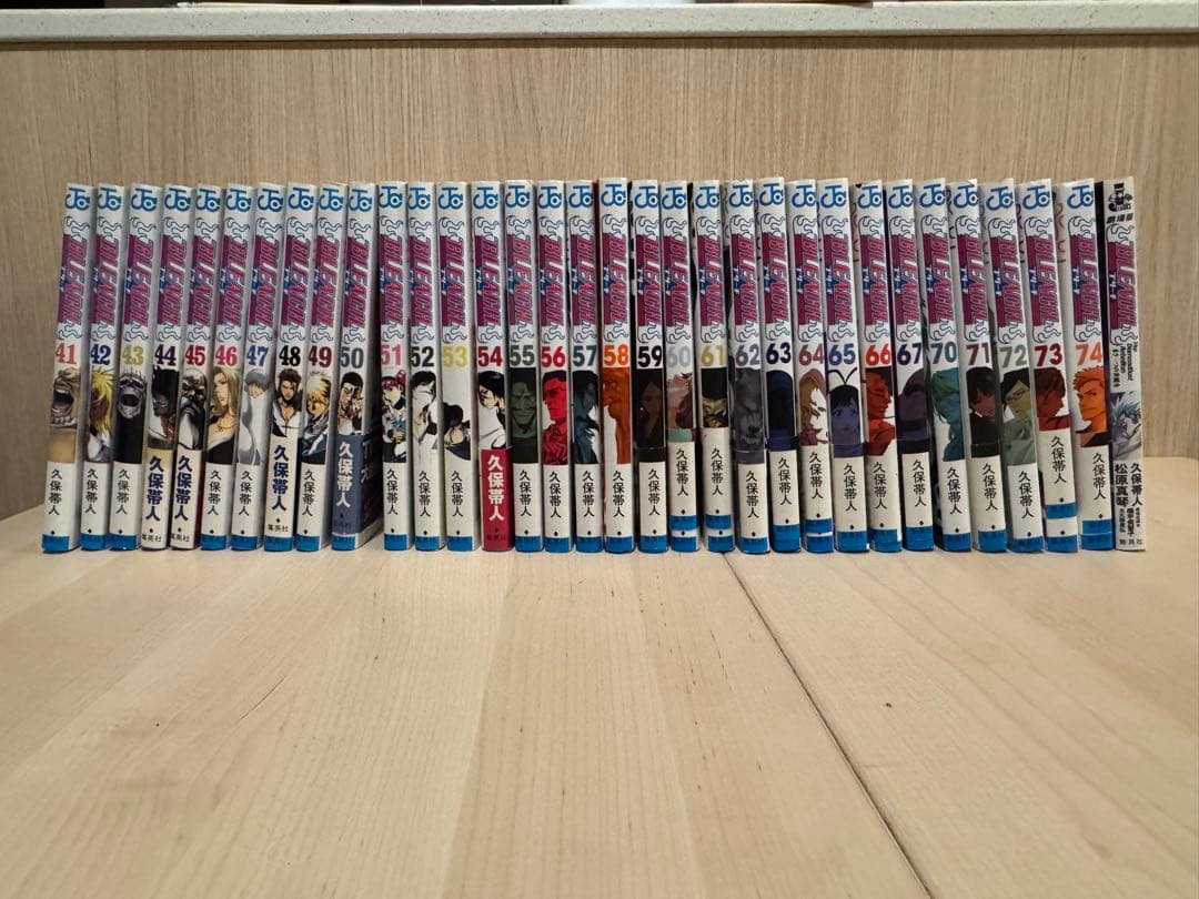BLEACH（ブリーチ）全巻セット 漫画+おまけ付き