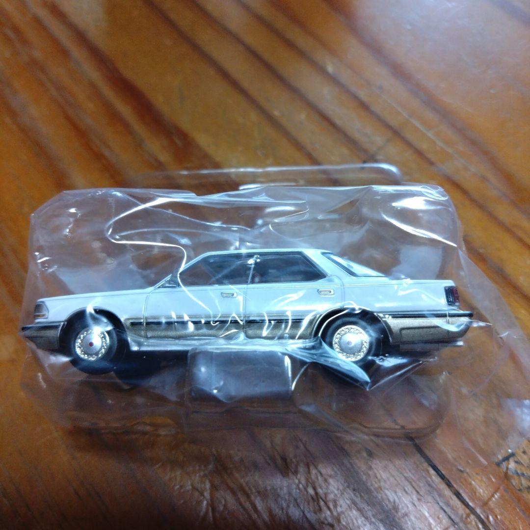 TOMYTEC V30 ターボ プロム 1/64　LV-N168a