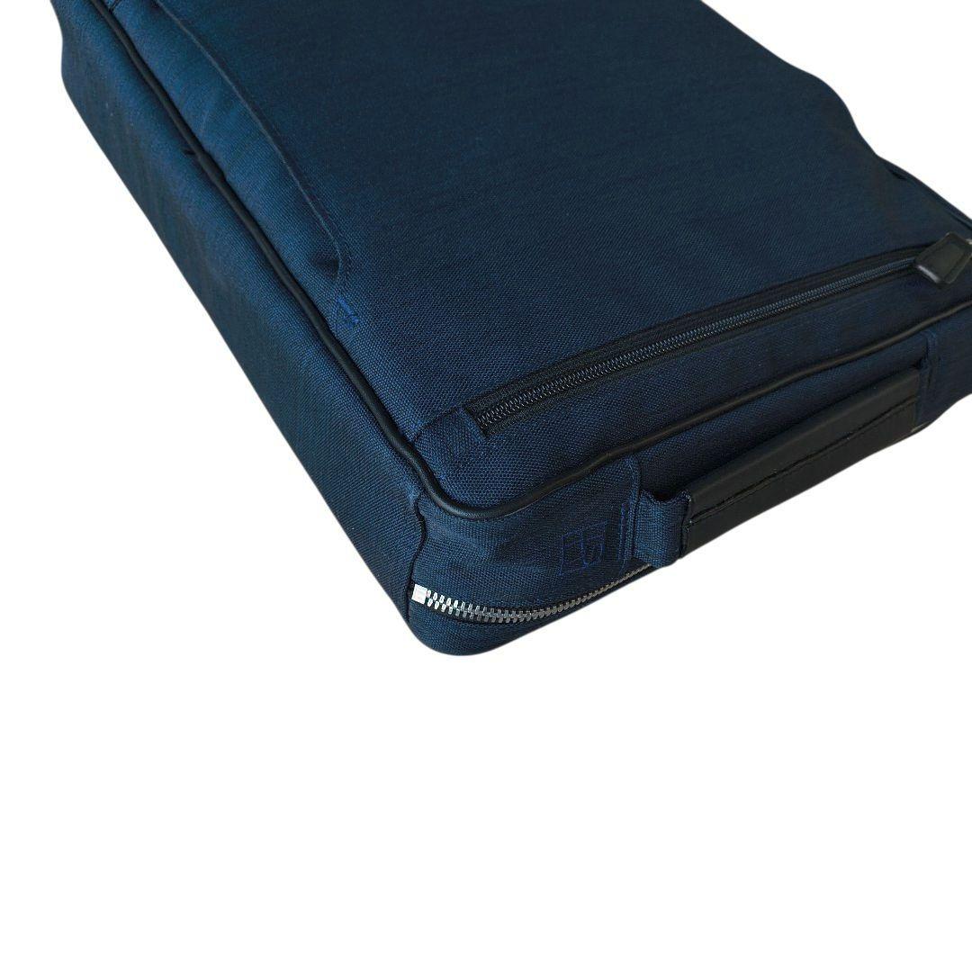 ♠しろクマ【イズイット】✨美品　3WAYビジネスバッグ　ハンド　ショルダー