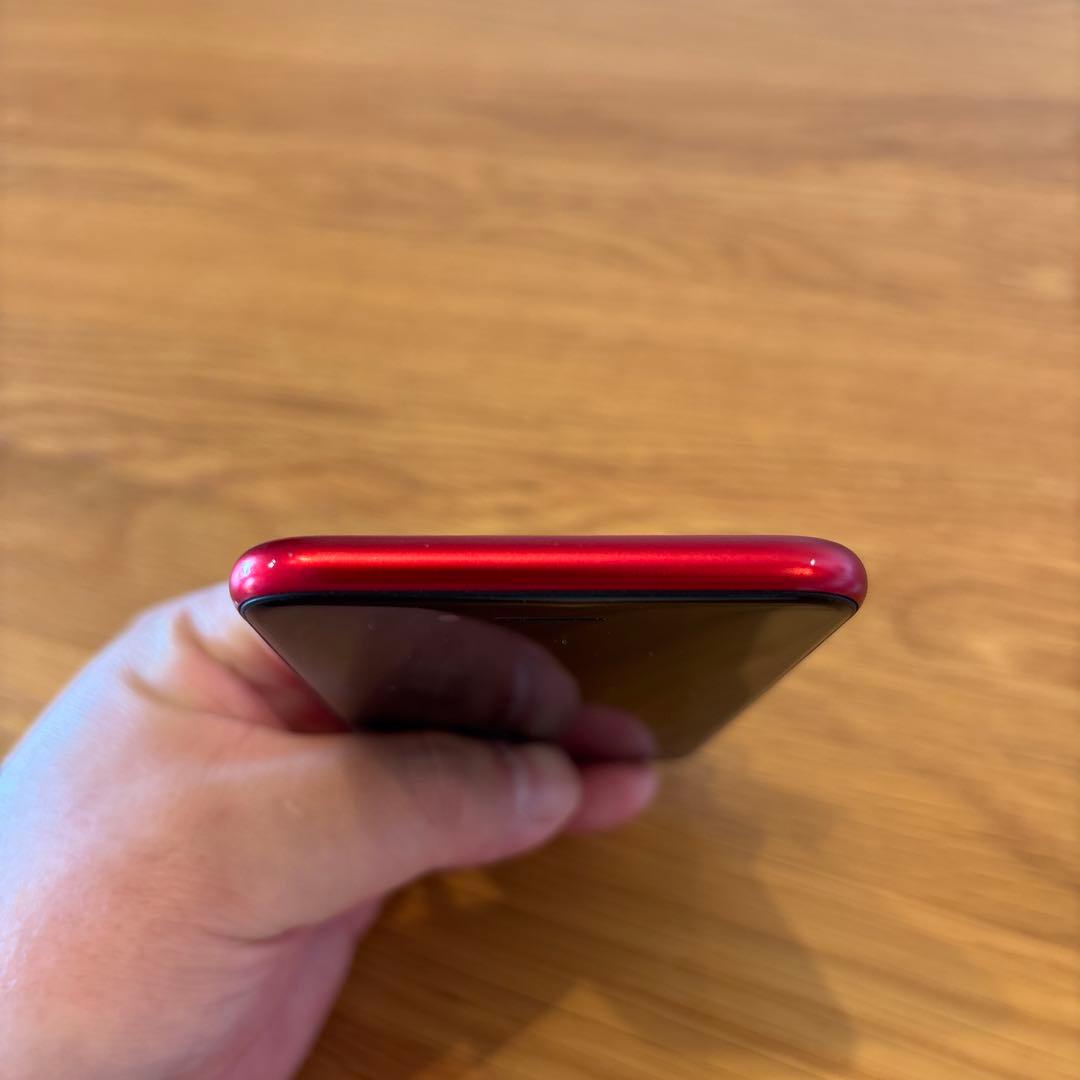 Apple iPhone SE (第3世代) PRODUCT(RED) 本体