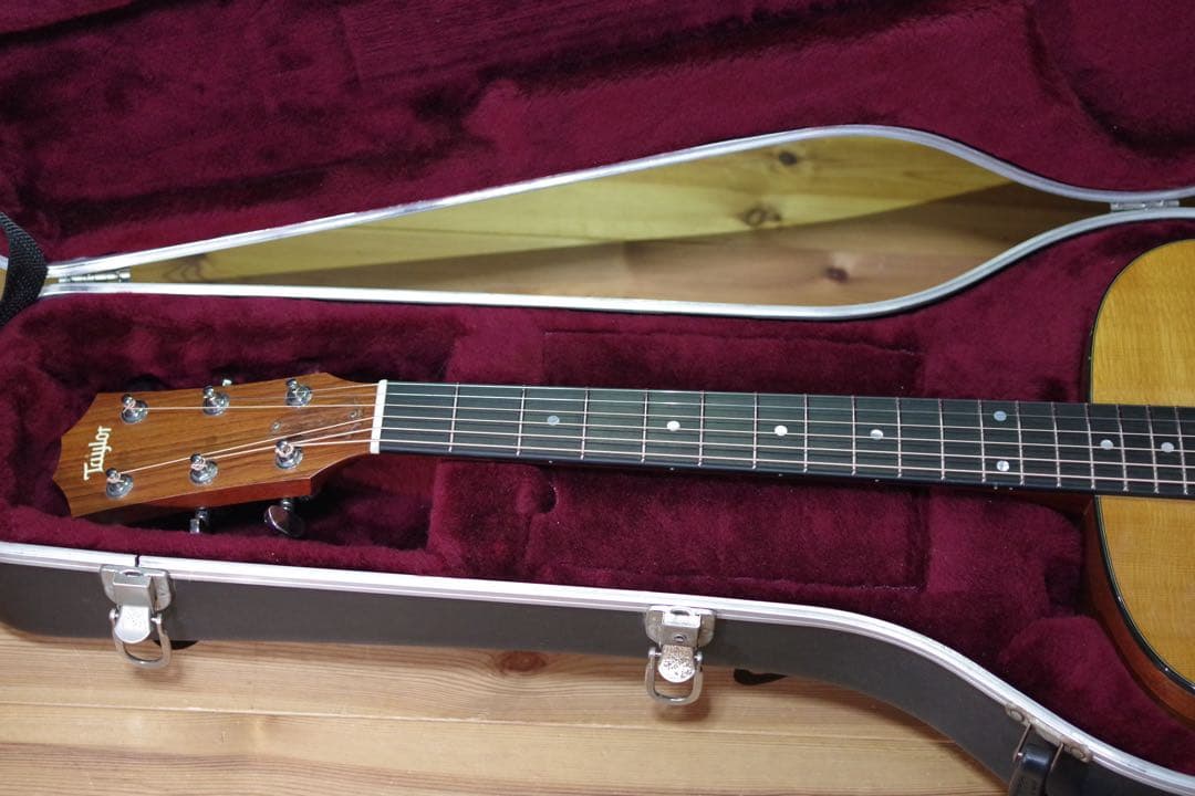 ギター Taylor 310