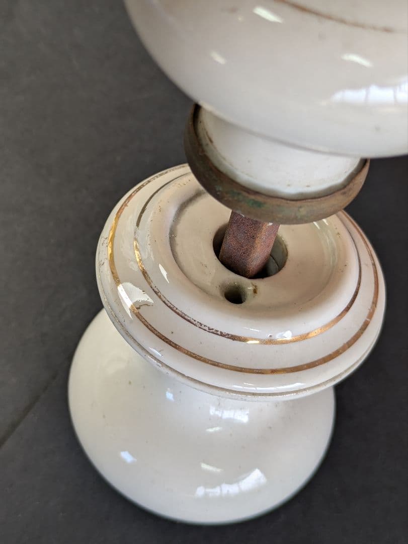 イギリス アンティーク 建材 ドアパーツ 陶器製 ドアノブ 握り玉 孔雀