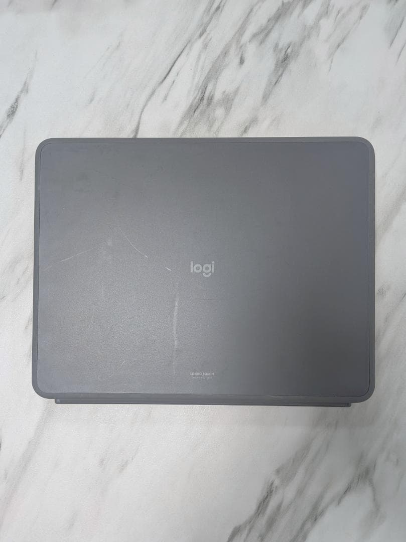 【美品】Combo Touch（iPad Air 13インチ M2用）