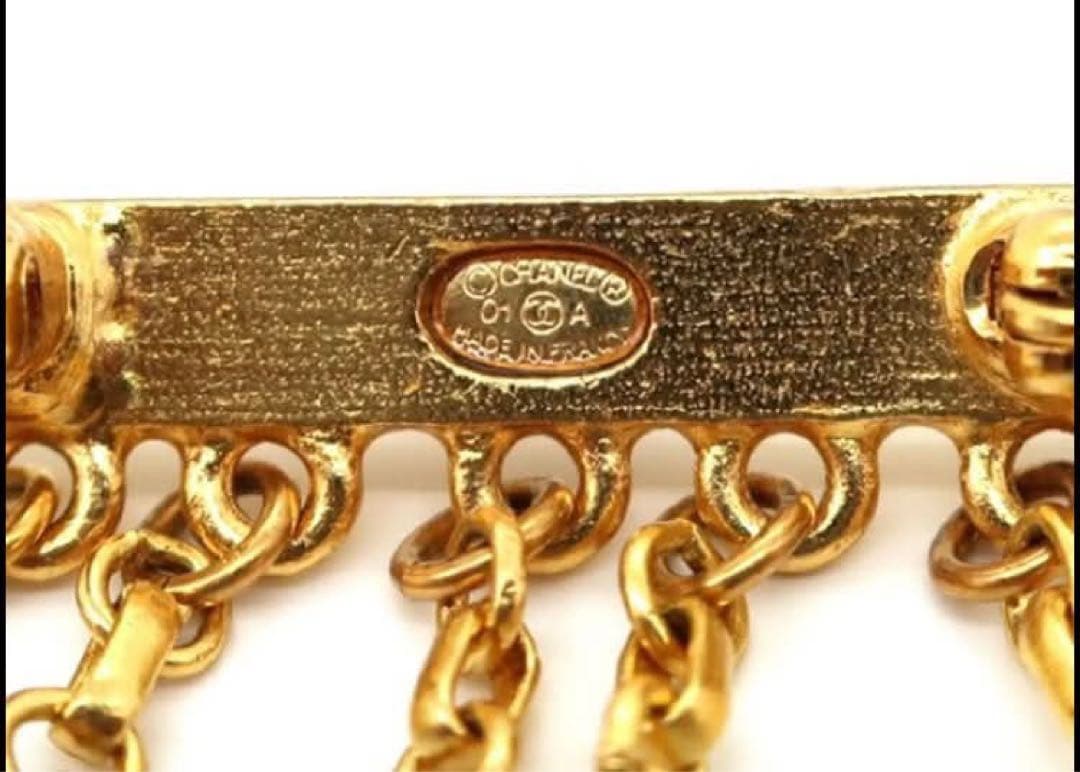 CHANEL ココマーク ロゴ ライオン ストーン ブローチ