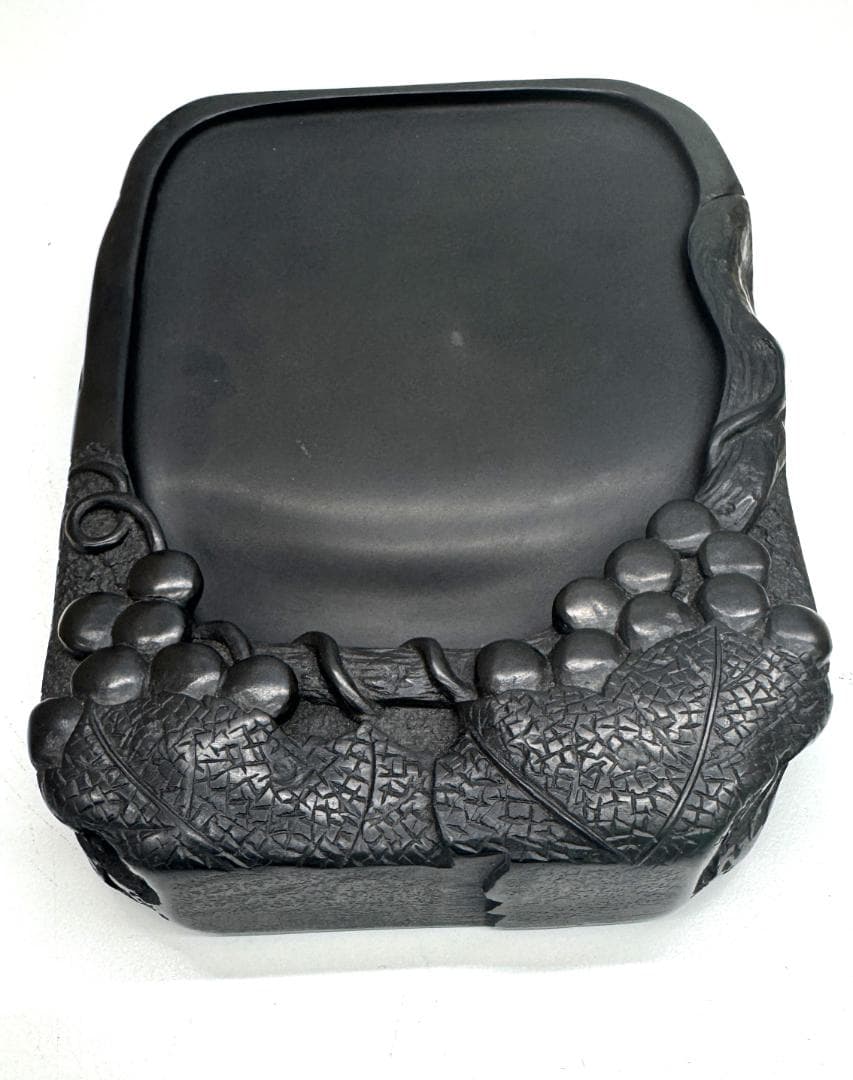 【未使用品】甲州雨畑硯　秀峰作　葡萄硯　書道具