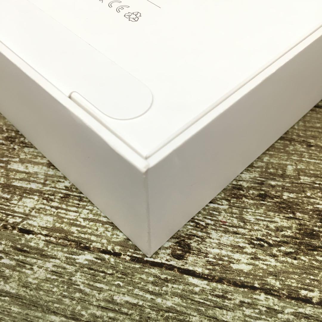k937 Apple 11インチ　ipad(16)Wi-Fi 128GB未開封