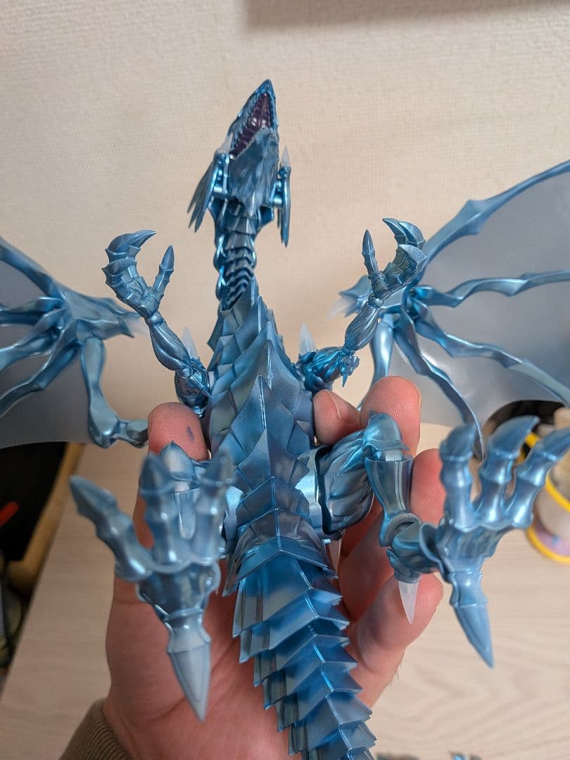 ブルーアイズホワイトドラゴン プラモデル