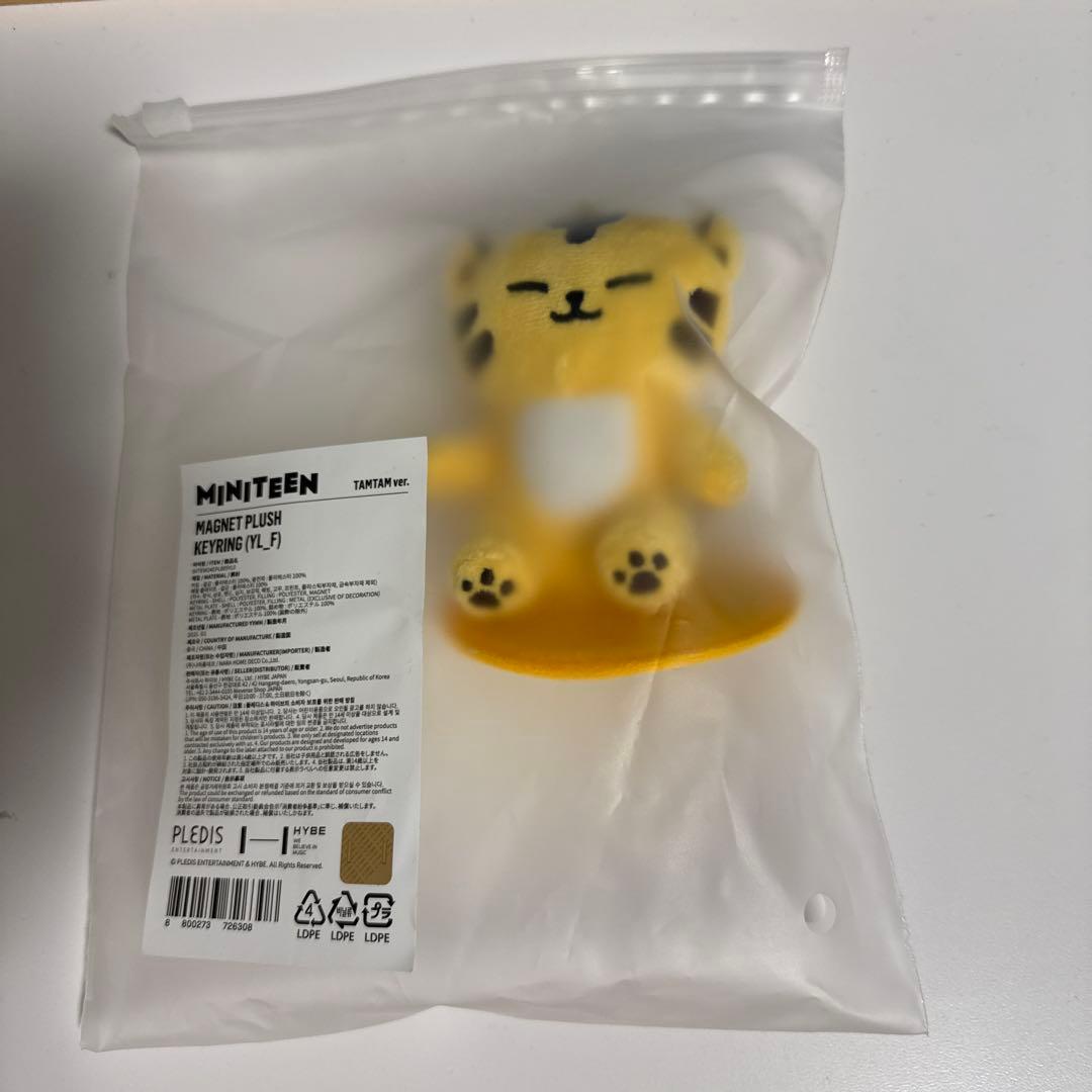 MINITEEN 公式ぬいぐるみ・ライトスティックカバー