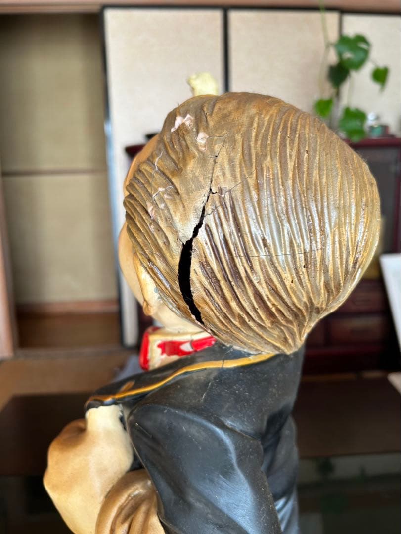 大幅値下げ！！　ウェイターの陶器フィギュア