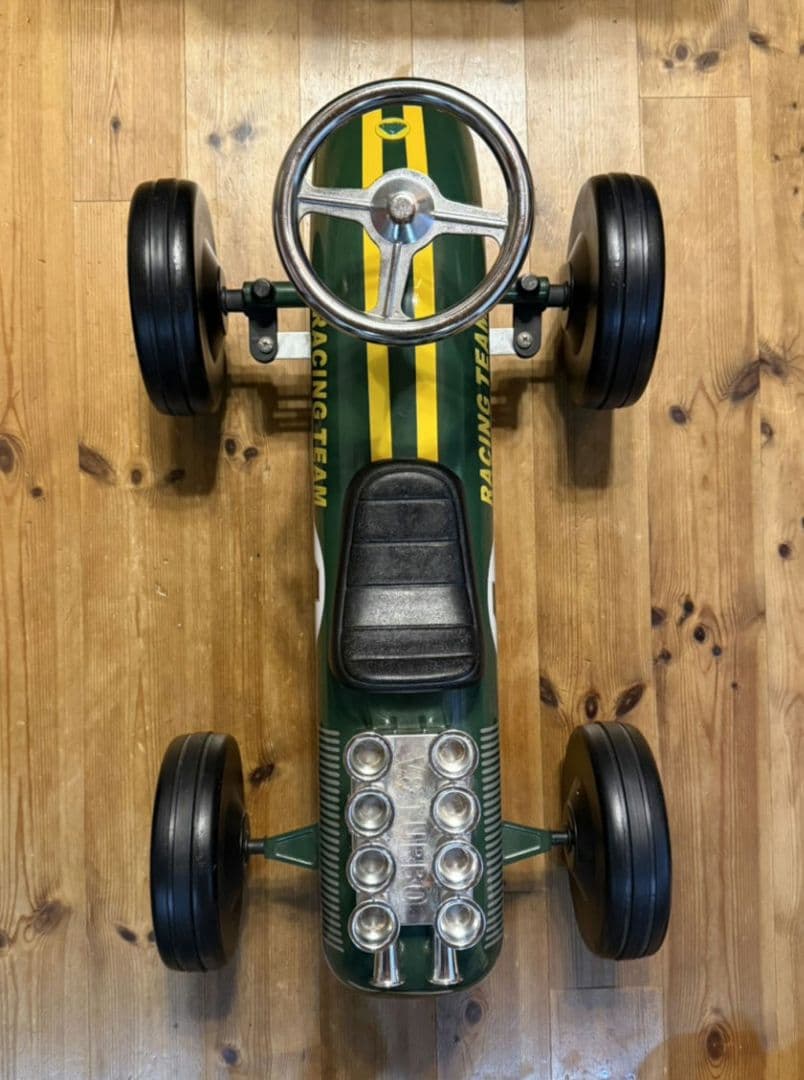 アルタバーク V8レトロレーサー