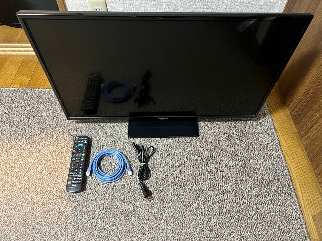 Panasonic　パナソニック 32型 液晶テレビ TH-32D305