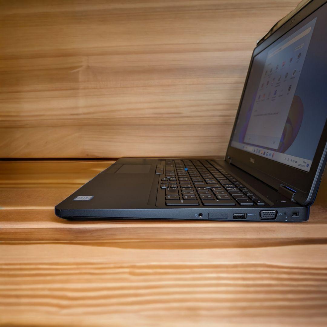 Windowsノート本体 DELL LATITUDE 5590