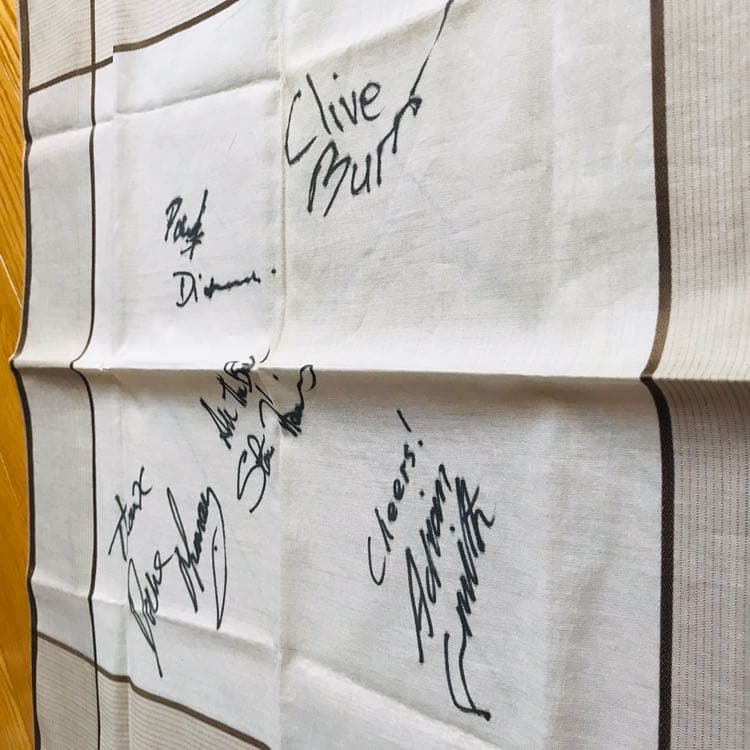 【超貴重！】初期IRON MAIDEN  直筆サイン入りハンカチ(^_−)−☆