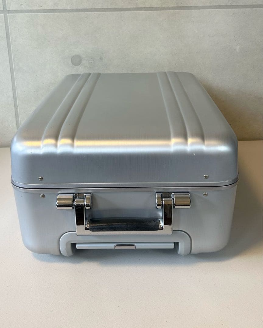 ZERO HALLIBURTON ゼロハリバートン アルミ 2輪キャリーケース