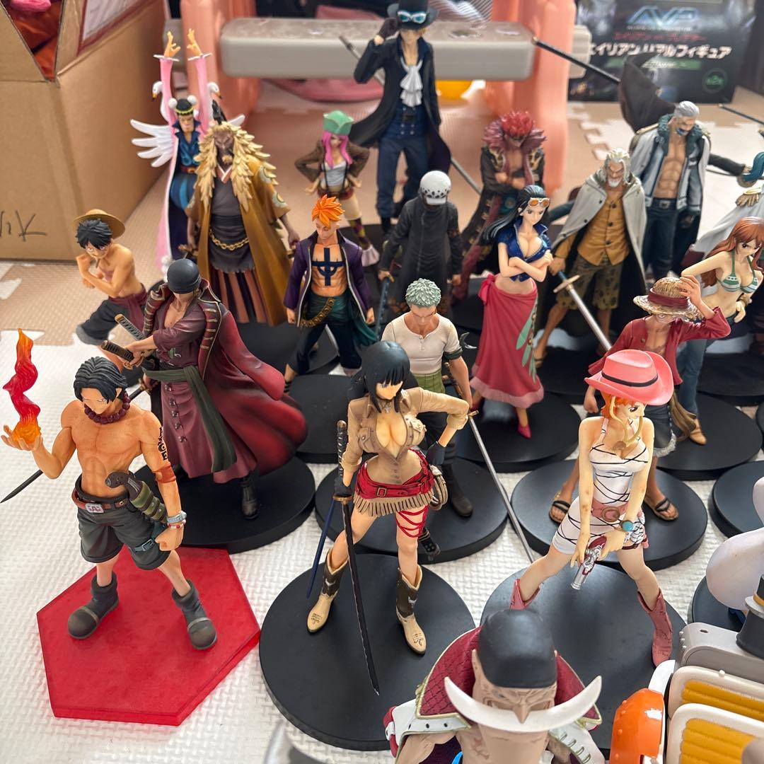 ワンピース フィギュア まとめ売り