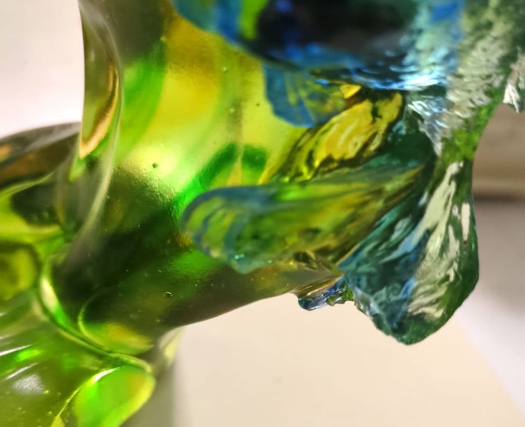 ガラス工芸★泳ぐ金魚の置物