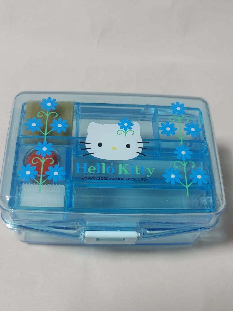 ハローキティ　2000年　フラワー　印鑑ケース・手提げ金庫