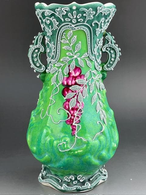 【希少】オールドニッポン 緑地藤紋一陳盛り花瓶 アールヌーボー様式 盛上げ 花器