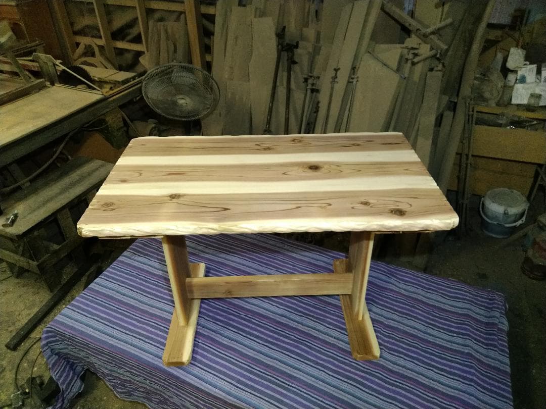 出来たてどうぞ木の良い香り！こだわり制作！国産天然木●ダイニングテーブル