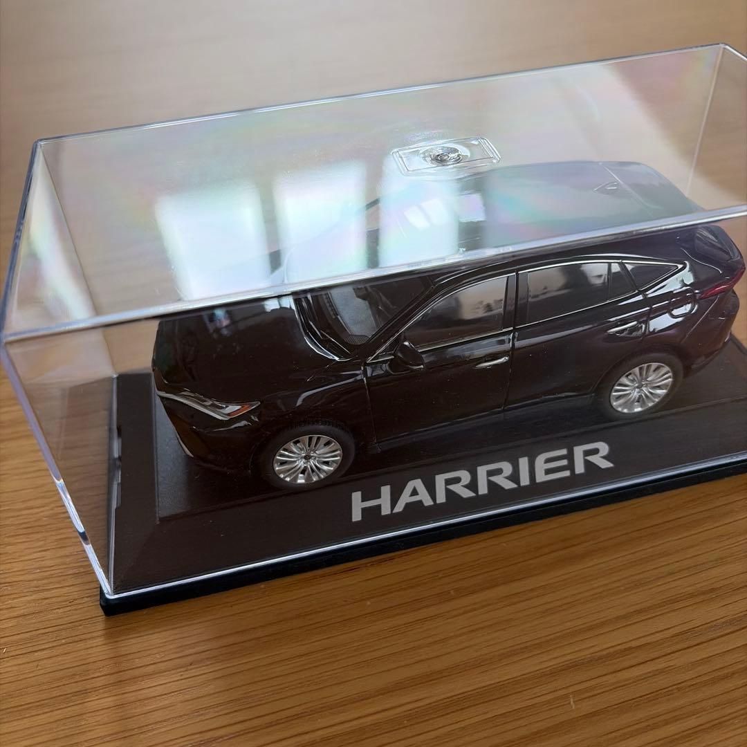 ハリアー80系ミニカー 1/30スケール カラーサンプル　202ブラック