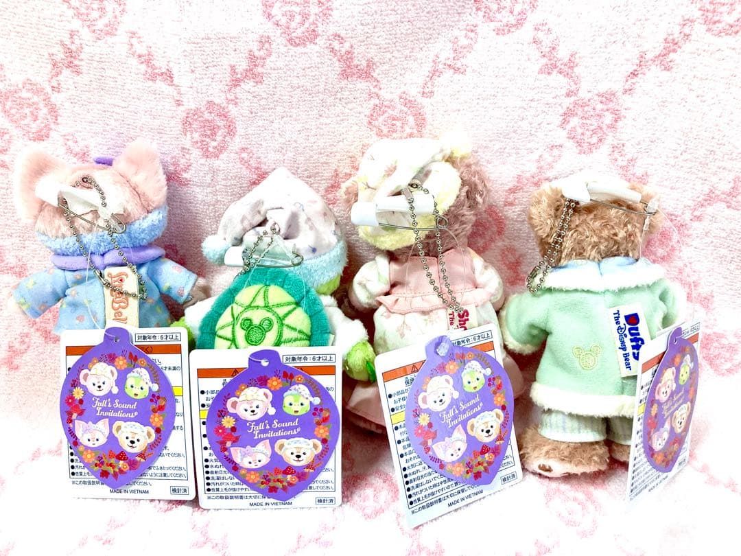 ♡ダッフィー　シェリーメイ　オルメル　リーナベルちゃん♡ぬいぐるみバッヂ♡