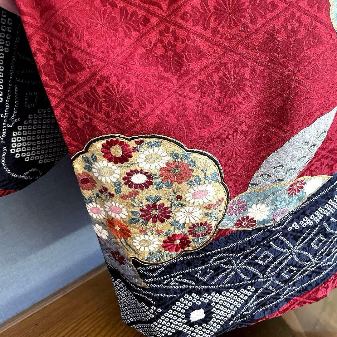 振袖フルセット　高身長　➕サイズ　絞り　手刺繍　成人式振袖　振袖　裄丈70 赤