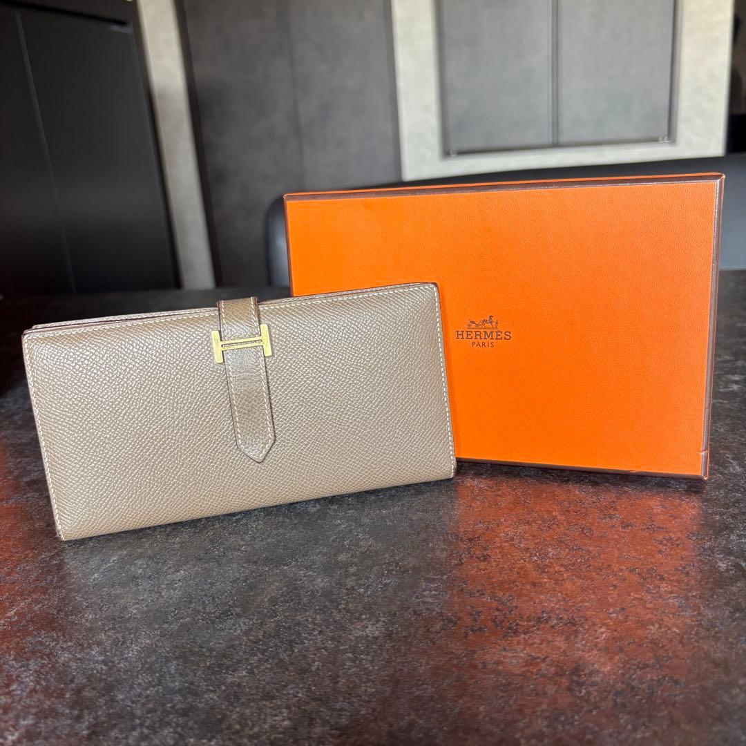 HERMES ベアン 二つ折り財布 箱付き