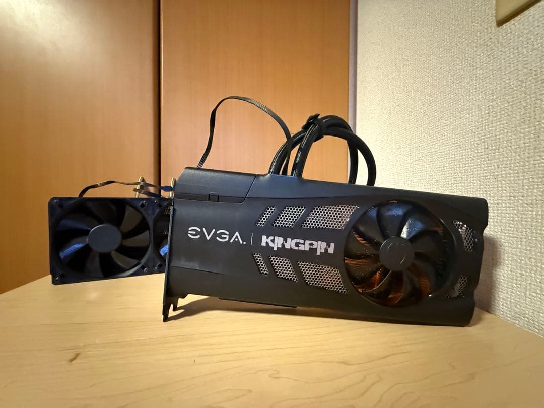 m*e様 EVGA GEFORCE RTX 3090 KINGPIN 日本未販売