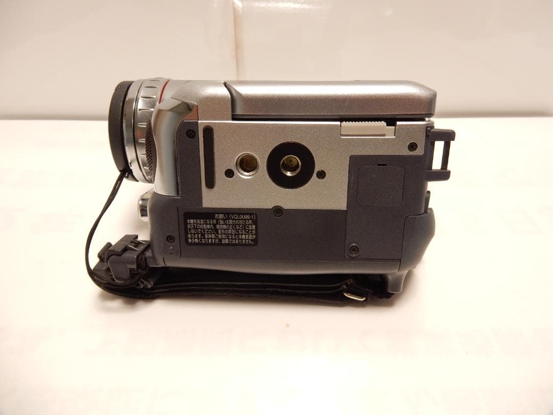 美品　大人気　動作品　Mini DV　パナソニックビデオカメラ　NV-GS200