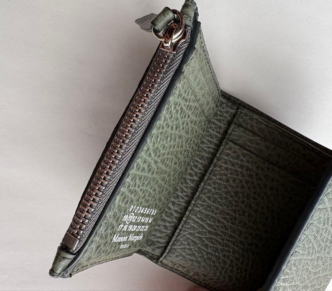 メゾンマルジェラ 三つ折り財布 カーキ系 ミリタリーグリーン