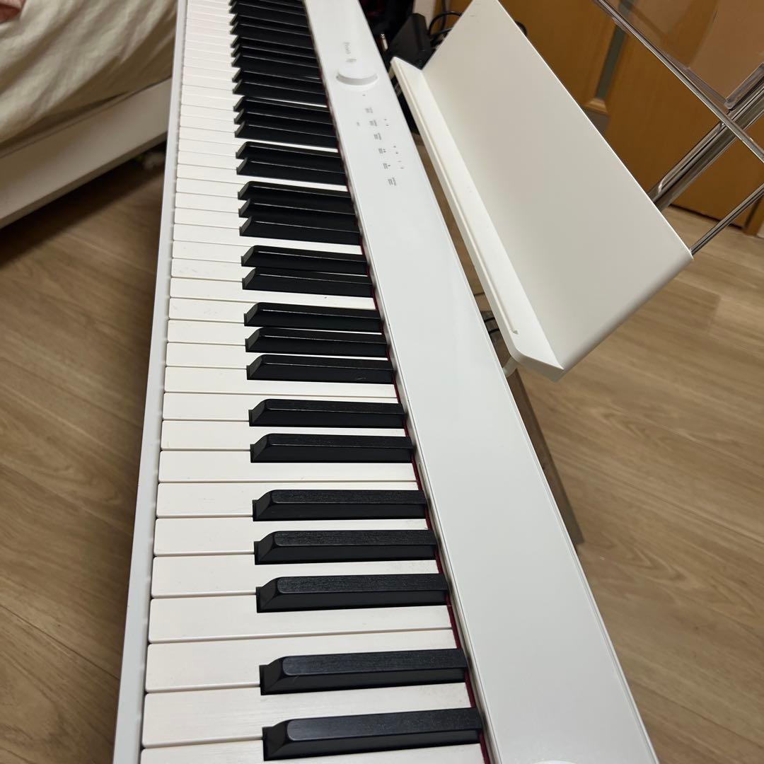 美品 CASIO Privia PX-S1100 WH 88鍵 たのメル便